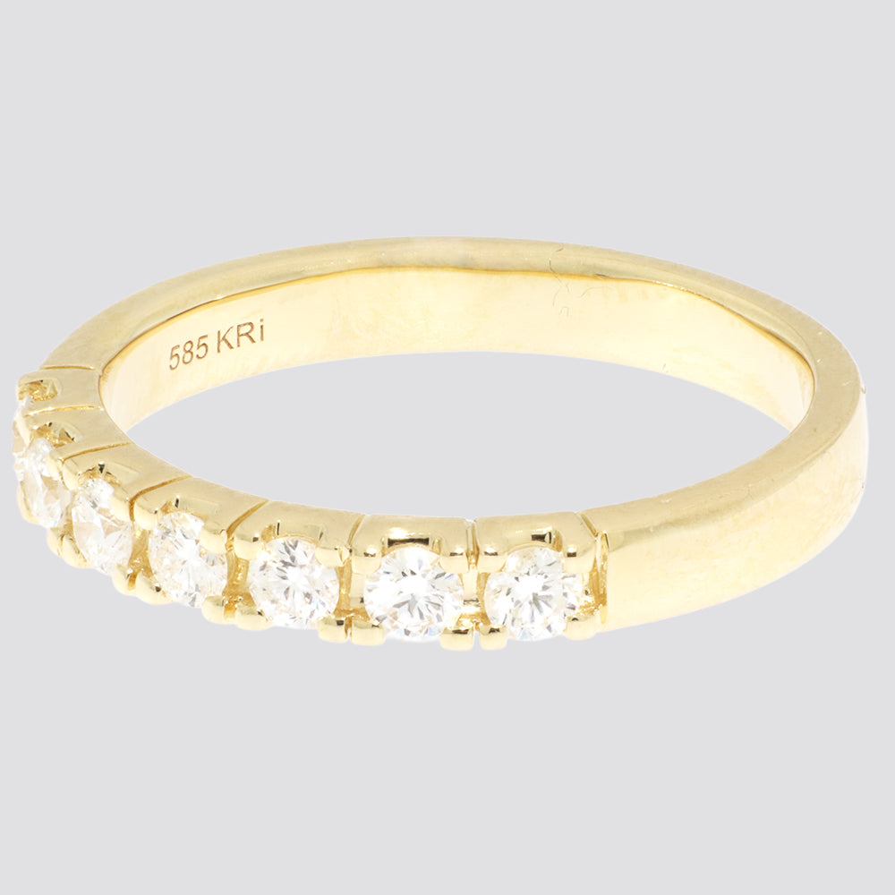 Alliancering i 14 kt. Guld eller Hvidguld med 0,40 ct. TW.SI Diamanter