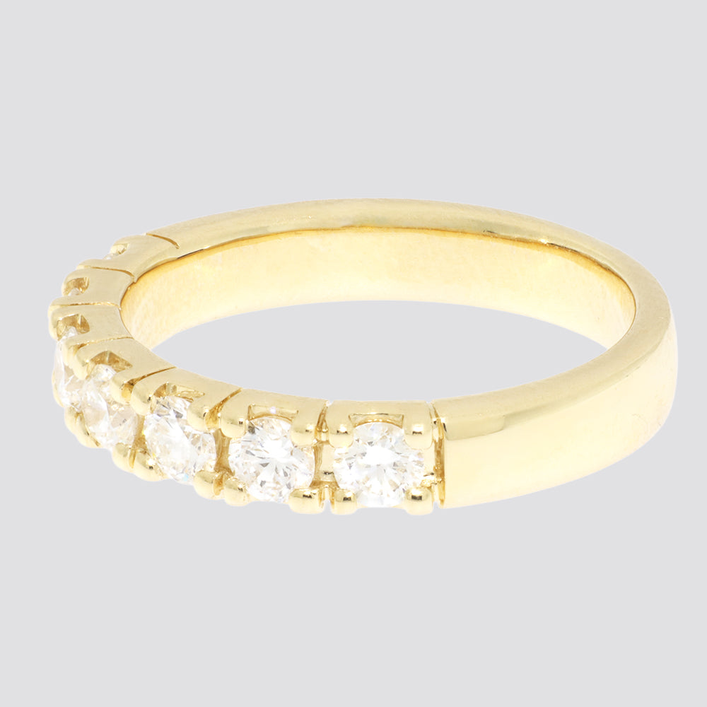 Alliancering i 14 kt. Guld eller Hvidguld med 0,8 ct. TW.SI Diamanter