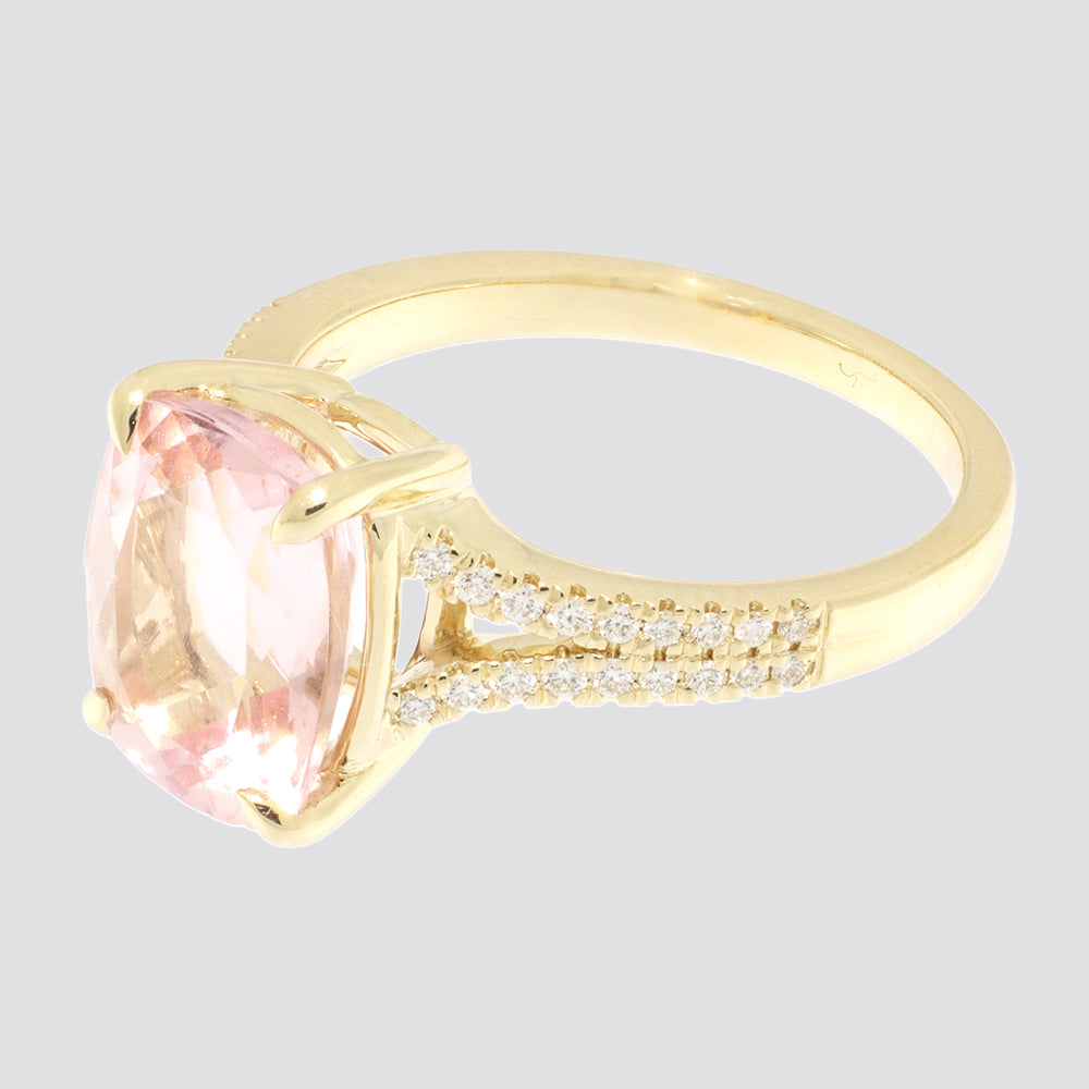 Ring 14kt 0,18ct tw-si 3,71ct morganit