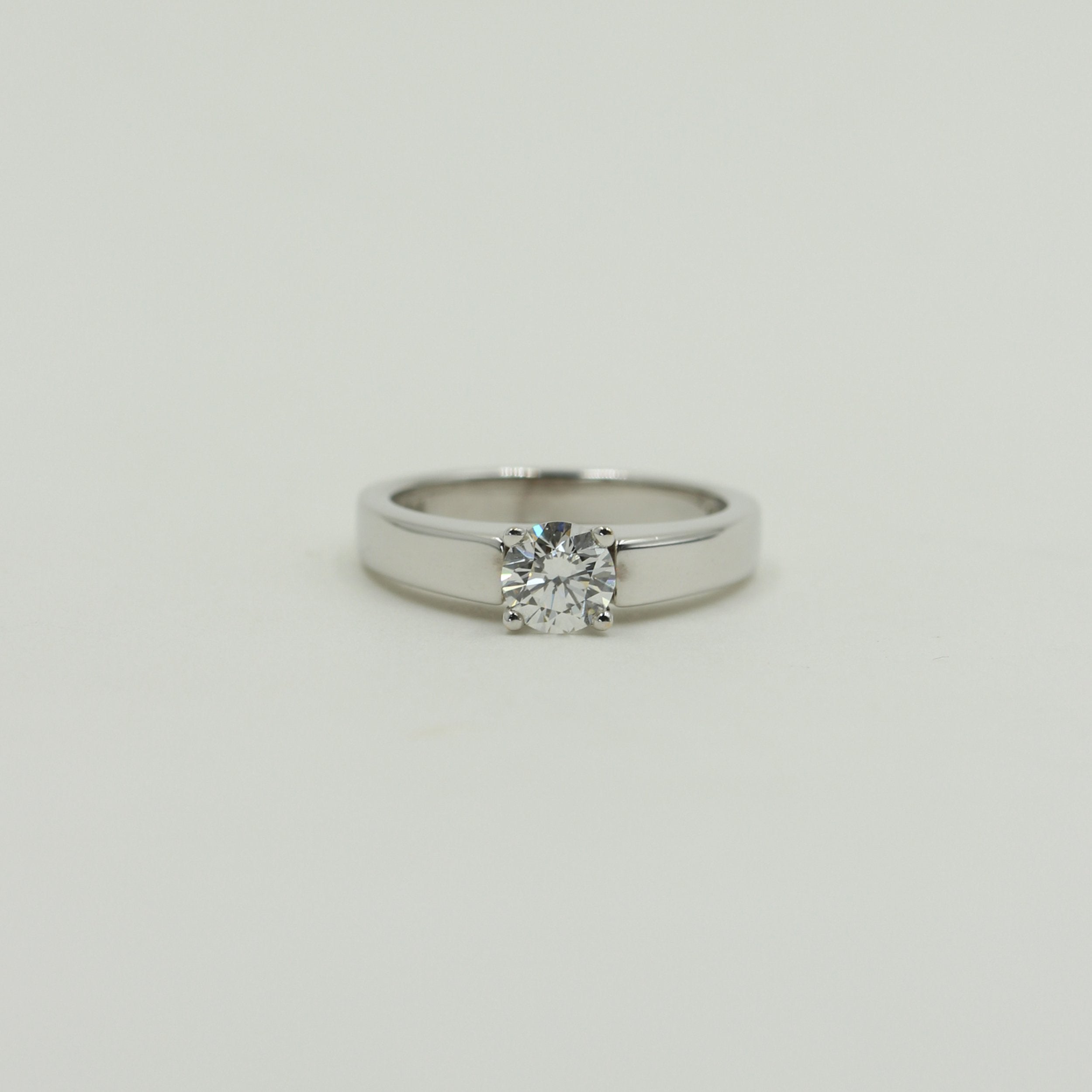 Solitairering m. 0,74 ct. F-SI