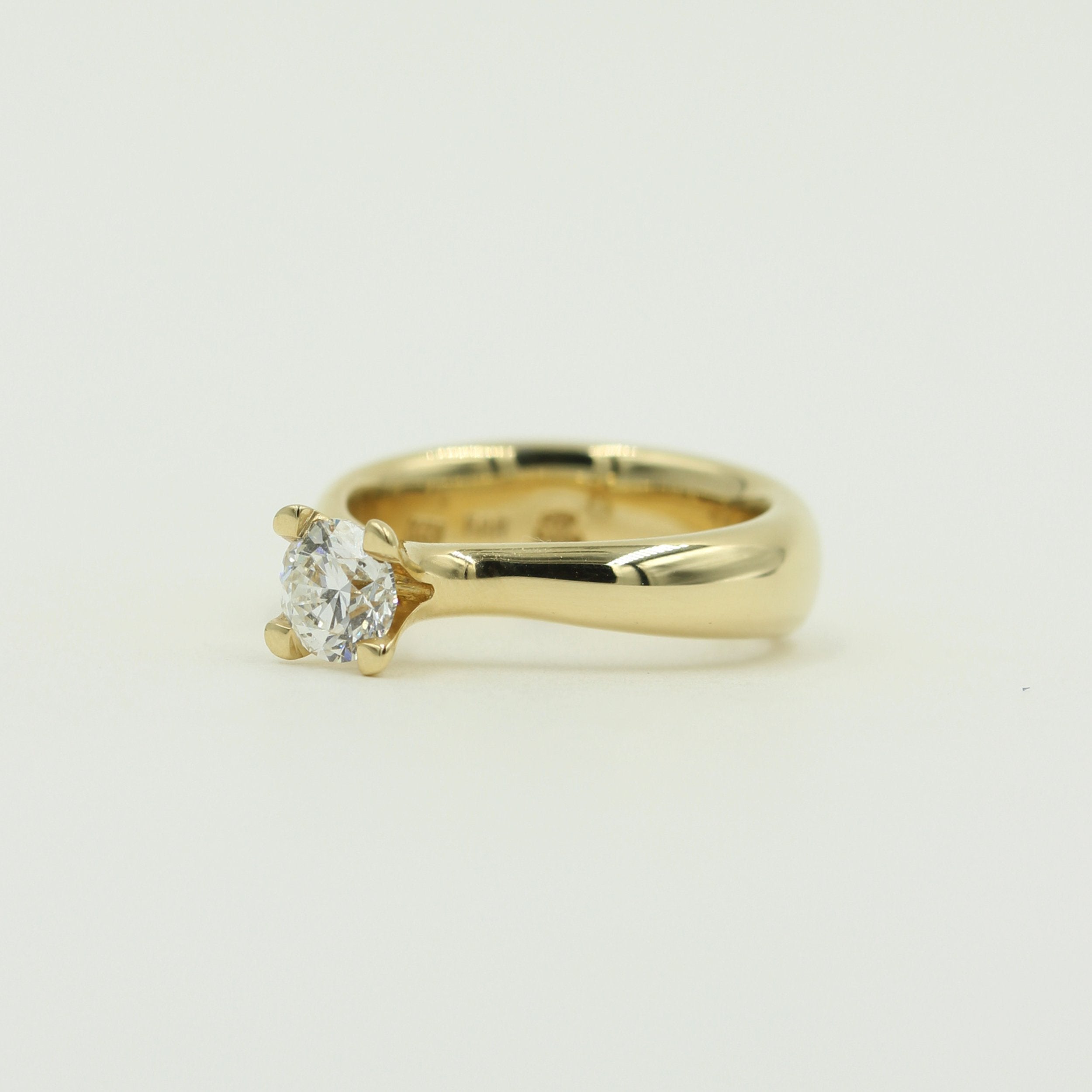 Solitairering m. 0,90 ct. E.SI1