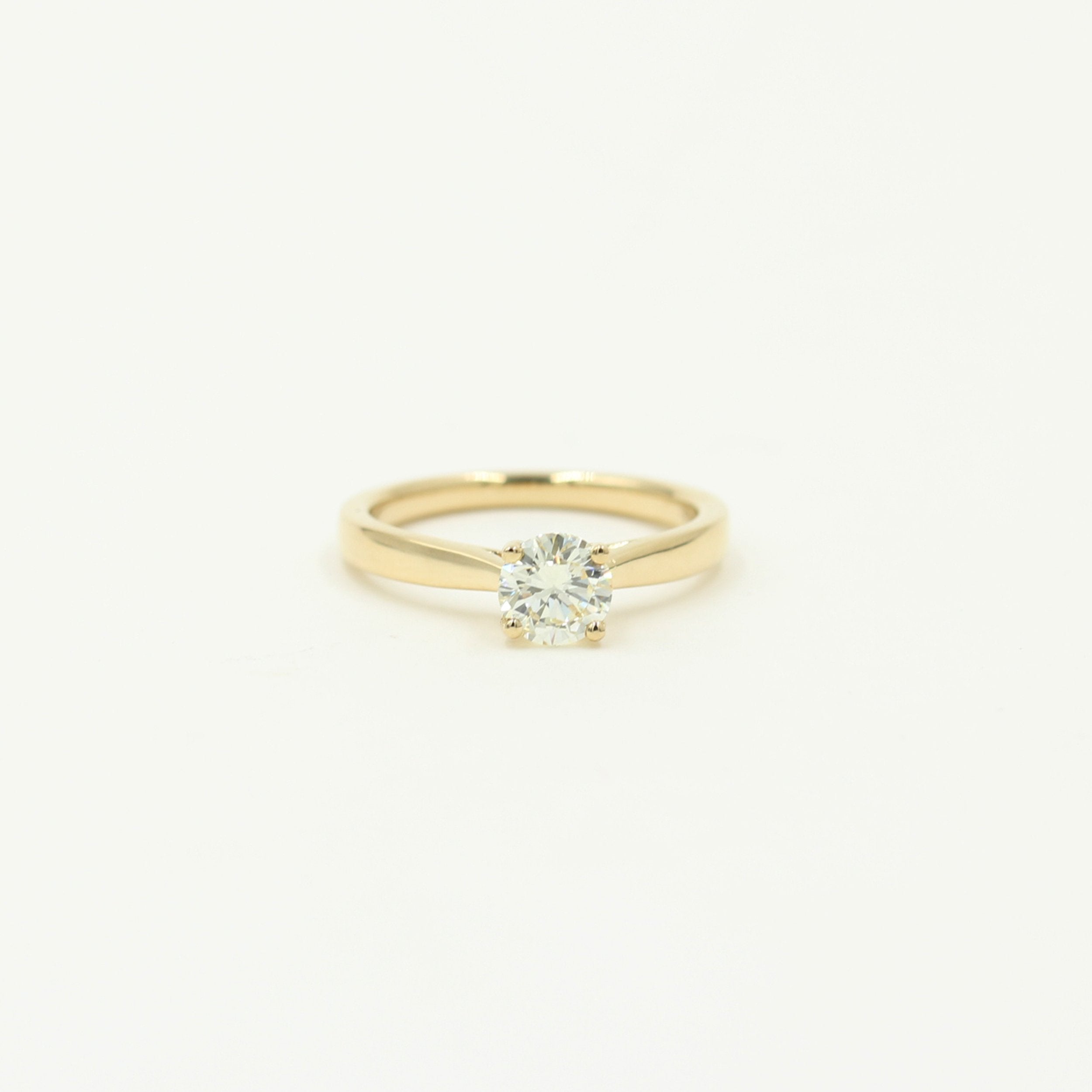 Solitairering med 0,90 ct. L.SI2