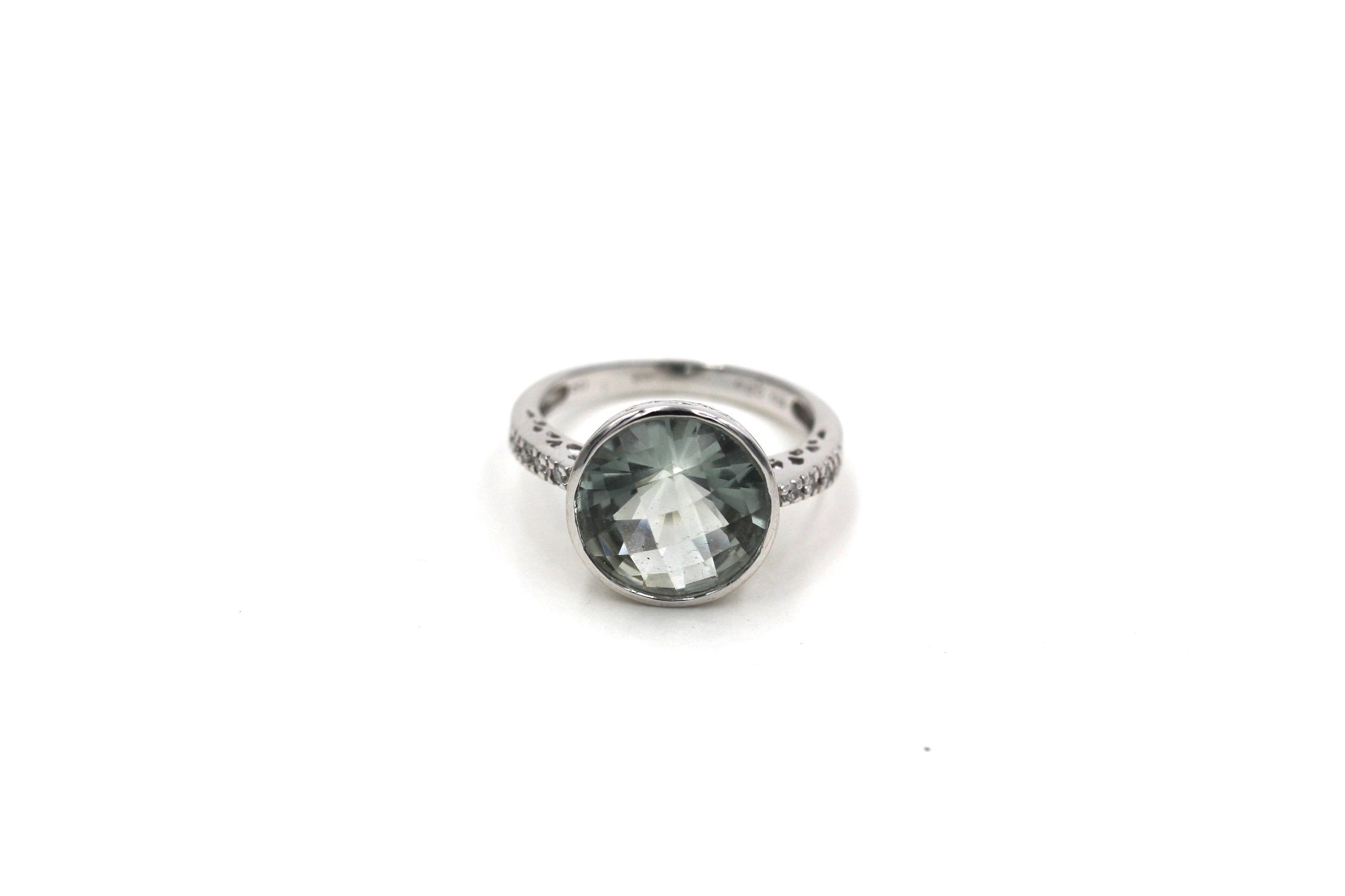 Ring 18kt 0,09ct og ametyst