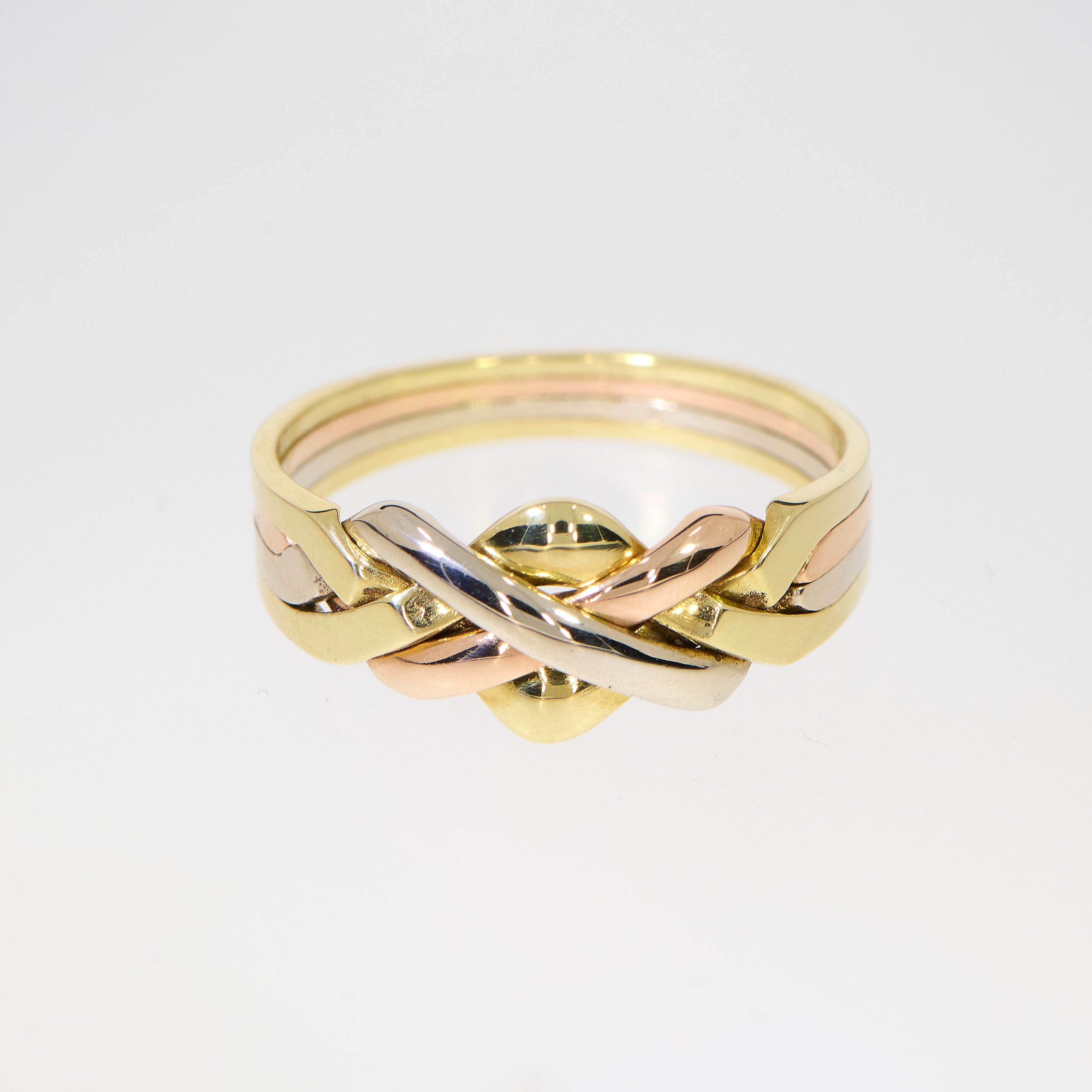 Brugt ring i 18kt guld