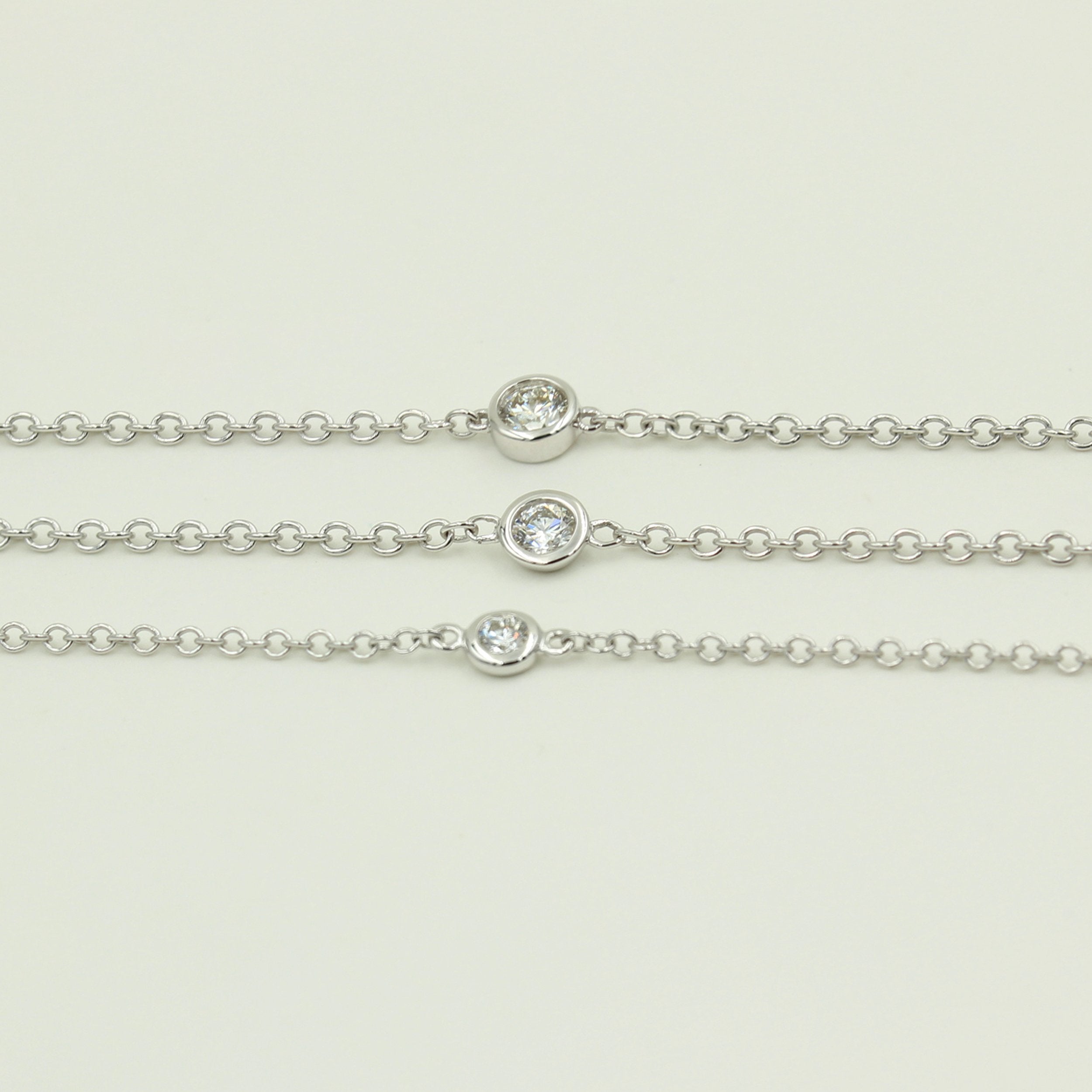 Armbånd m. brillant - vælg selv hvilken str. diamant du ønsker og guldfarve