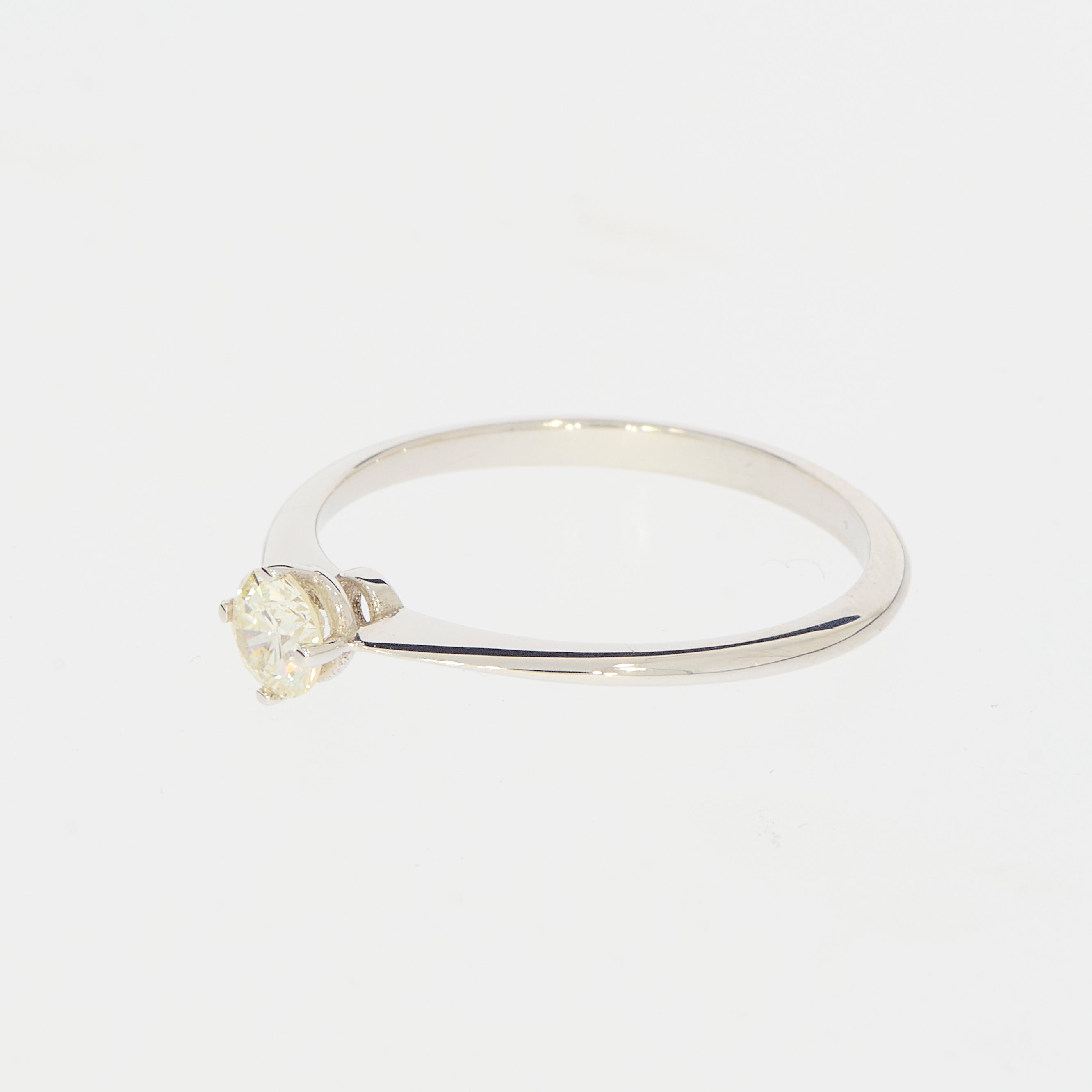 R.18KT 0,30CT TW-SI