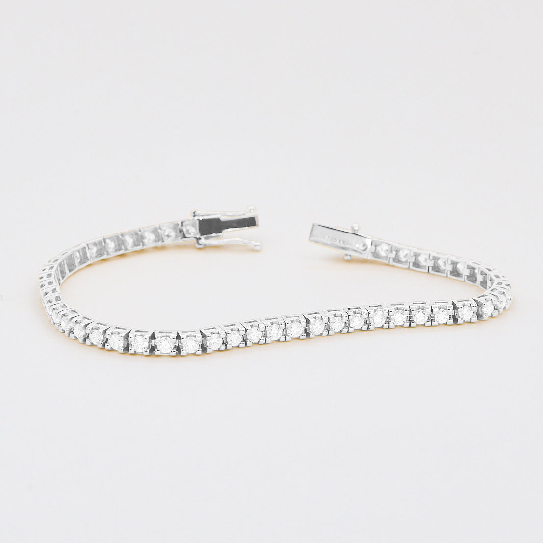 Tennisarmbånd 3 ct. i 9 kt hvidguld eller guld