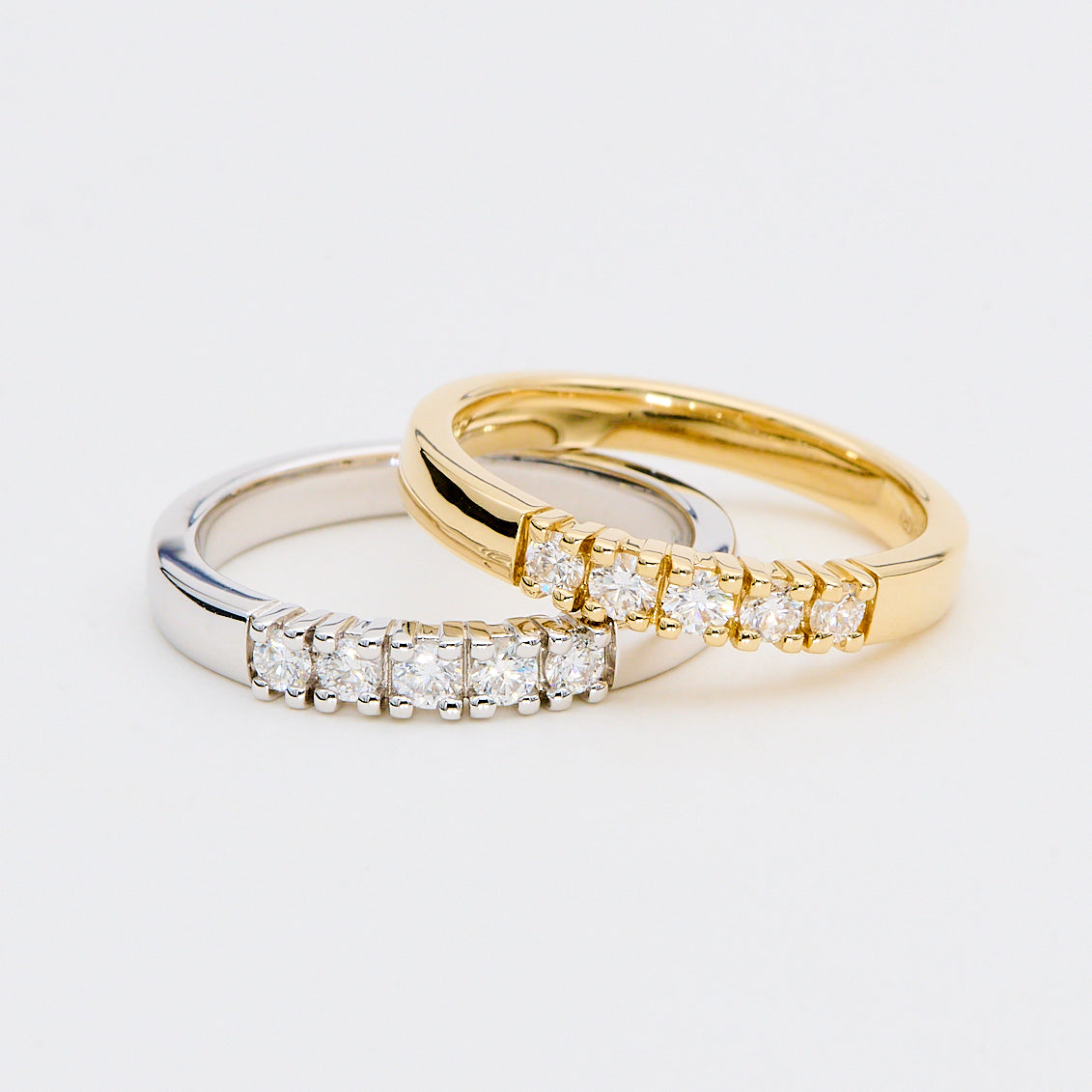 Alliancering m. 0,05 ct. Diamanter