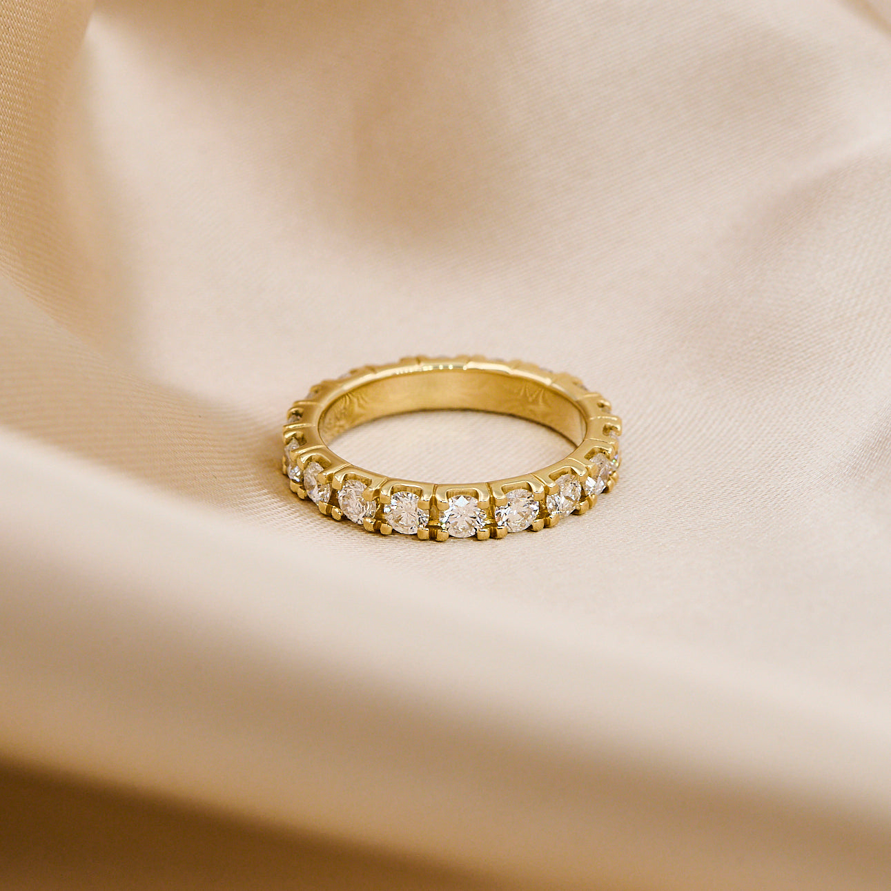 Alliancering 14 kt. guld, 2,01 ct. TW.SI