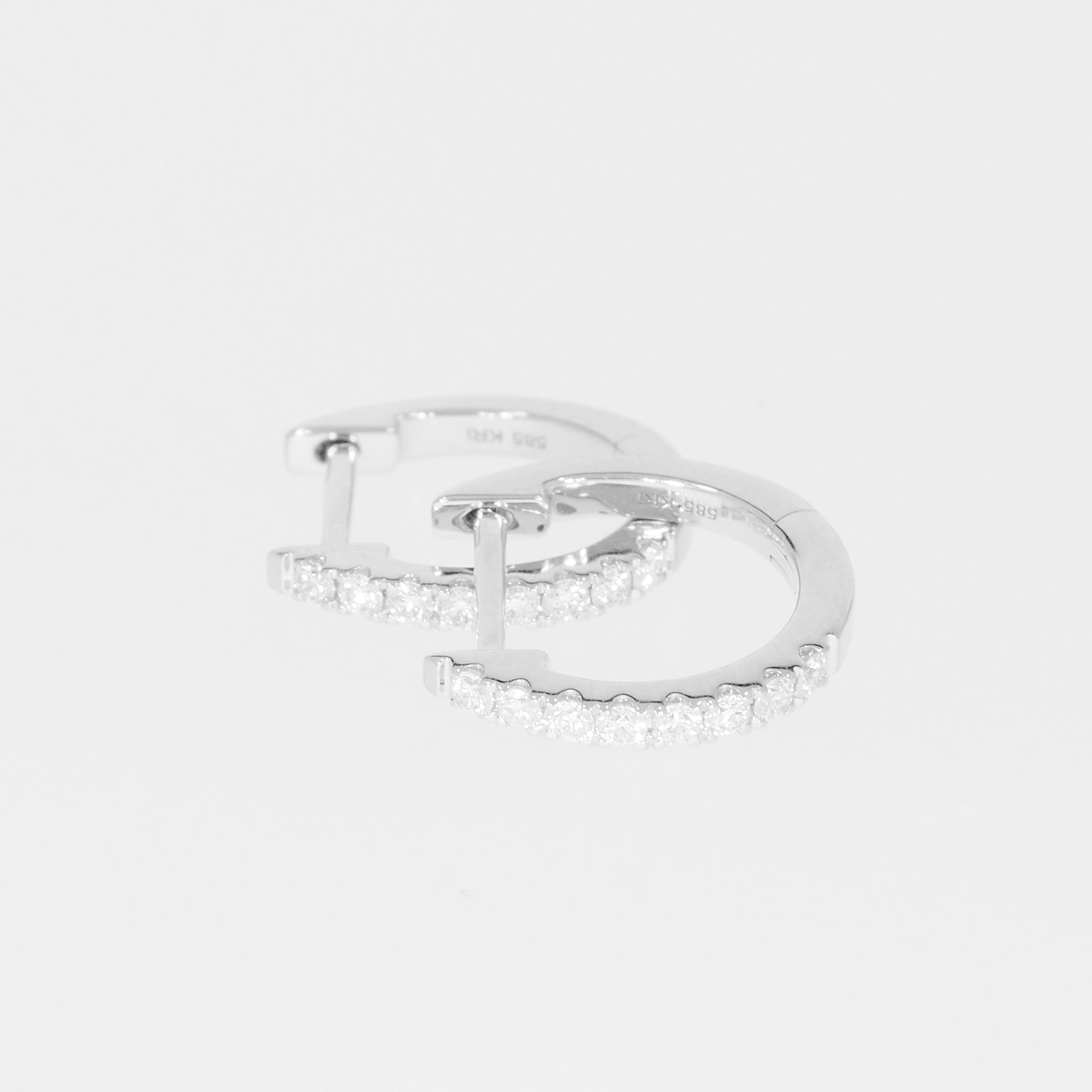 Ørering 14kt 0,21ct tw-si