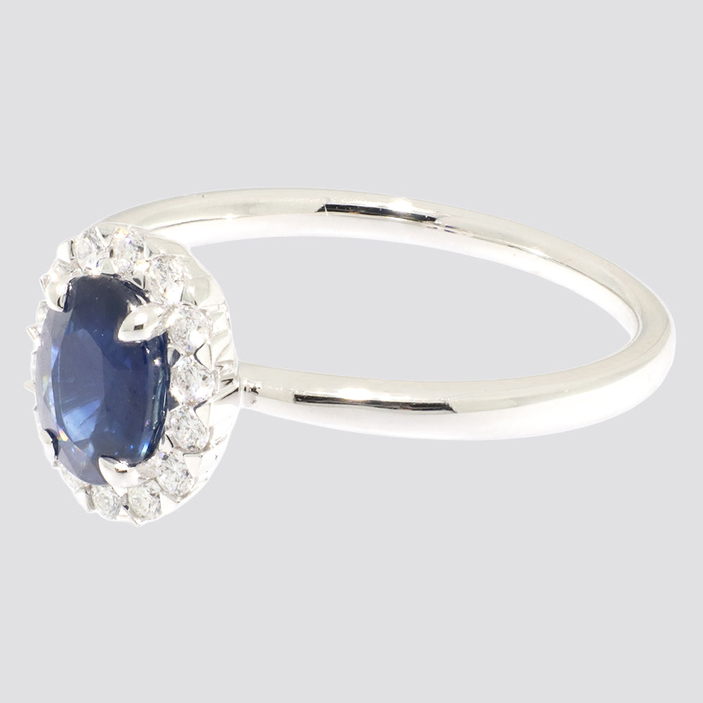 Rosetring 14kt hvidguld med safir og diamant