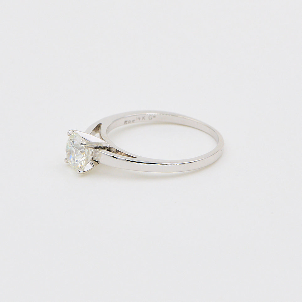 Solitairering i 14 kt. hvidguld med 1,10 ct. G.VVS2