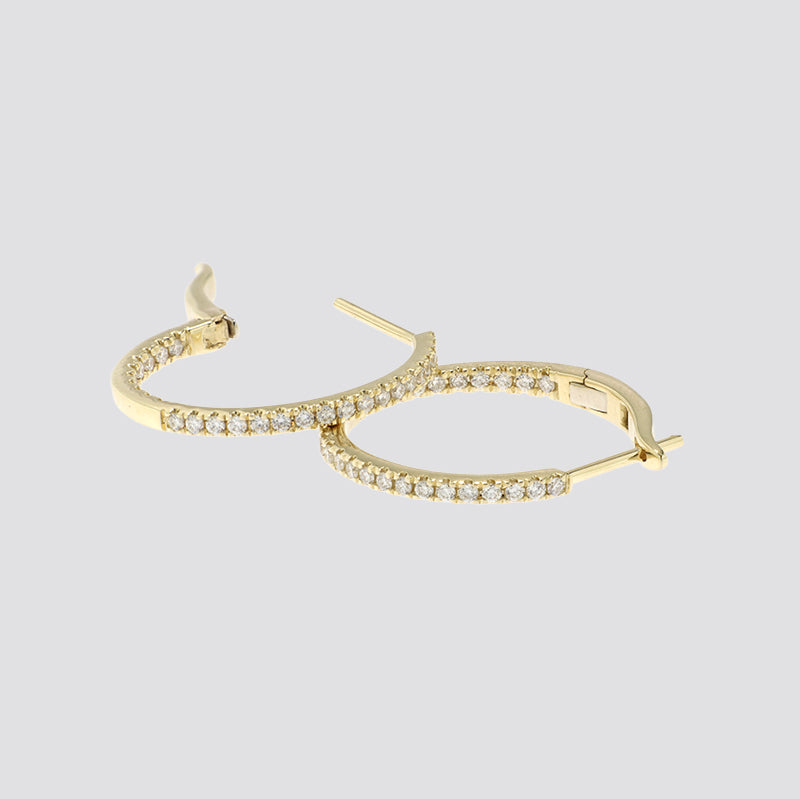 Hoops Øreringe i 9 kt. Guld eller Hvidguld med 0,37 ct. W-SI Diamanter